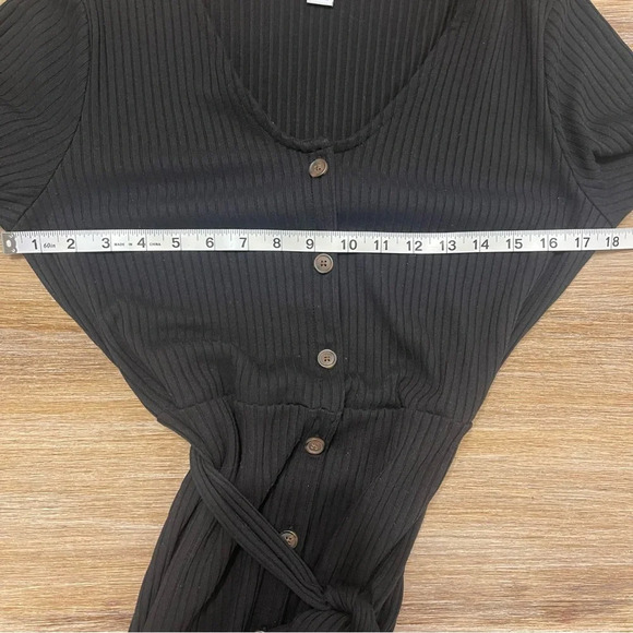 Old Navy Women’s Ribbed Knit Button Front Belted Midi Dress Size Large - Picture 5 of 8